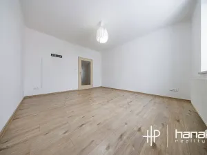 Pronájem bytu 2+1, Olomouc, Thomayerova, 58 m2