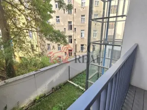 Pronájem bytu 2+kk, Praha - Žižkov, Kubelíkova, 40 m2