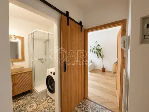 Pronájem kanceláře, Praha - Vinohrady, Nad Petruskou, 35 m2