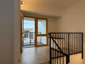 Pronájem bytu 2+kk, Praha - Košíře, Vrchlického, 47 m2