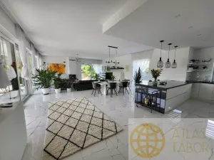 Prodej rodinného domu, Tábor - Čelkovice, U Zahrad, 235 m2