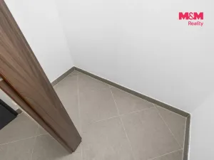 Prodej bytu 1+kk, Praha - Ruzyně, Stočesova, 26 m2