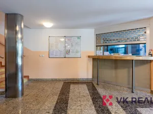 Prodej bytu 2+kk, Praha - Břevnov, Šlikova, 63 m2