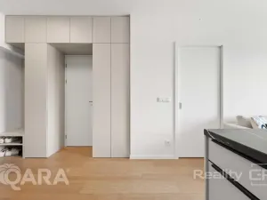 Prodej bytu 2+kk, Praha - Holešovice, Tusarova, 43 m2