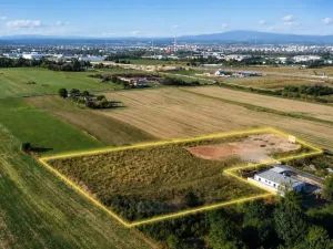 Prodej komerčního pozemku, Hůry, Pod Strání, 11525 m2