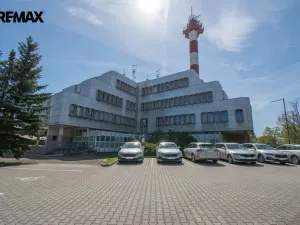Pronájem kanceláře, Hradec Králové - Věkoše, Akademika Bedrny, 171 m2
