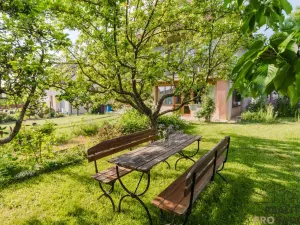 Prodej rodinného domu, Katov, 200 m2