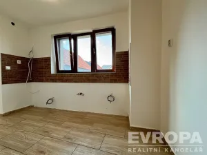 Prodej rodinného domu, Kúty, Slovenská republika, Radlinského námestie, 100 m2