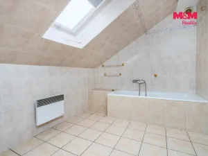 Prodej rodinného domu, Horní Třešňovec, 847 m2