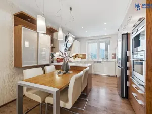 Prodej bytu 3+1, Olomouc, Voskovcova, 94 m2