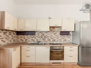 Prodej bytu 2+kk, Hradec Králové, Škroupova, 55 m2