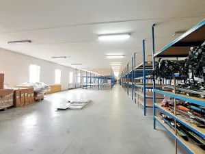Pronájem obchodního prostoru, Tečovice, 890 m2