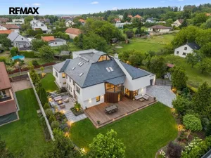 Prodej pozemku pro bydlení, Jesenice, Chrpová, 1772 m2
