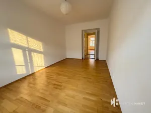 Pronájem bytu 2+kk, Praha - Vršovice, Orelská, 40 m2
