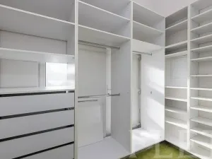 Prodej rodinného domu, Chýnice, Nám. Na Louži, 78 m2