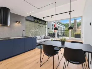 Prodej bytu 2+kk, Praha - Karlín, Křižíkova, 58 m2