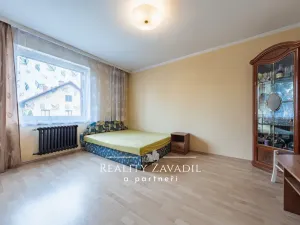 Pronájem bytu 1+kk, Praha - Kamýk, Krhanická, 40 m2