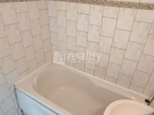 Pronájem bytu 2+1, Náměšť nad Oslavou, 57 m2