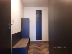 Pronájem bytu 1+kk, Praha - Vysočany, Střídavá, 35 m2