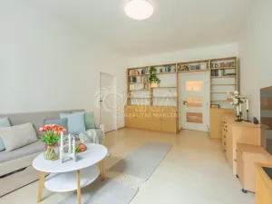 Prodej bytu 2+1, Praha - Vinohrady, Rumunská, 64 m2
