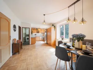 Prodej rodinného domu, Horní Planá, Komenského, 250 m2