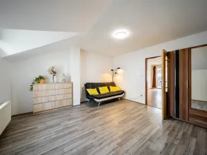 Prodej rodinného domu, Horní Planá, Komenského, 250 m2
