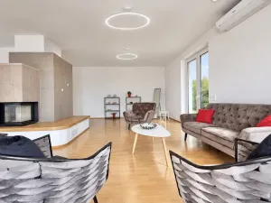 Prodej rodinného domu, Pohořelice - Nová Ves, 408 m2