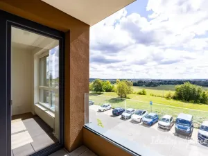 Pronájem bytu 2+kk, Praha - Černý Most, Arnošta Valenty, 49 m2