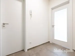 Pronájem bytu 2+kk, Praha - Černý Most, Arnošta Valenty, 49 m2