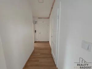 Pronájem bytu 2+kk, Praha - Žižkov, 45 m2