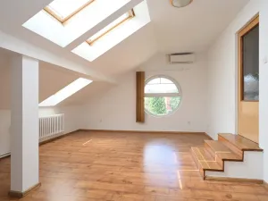 Pronájem vily, Praha - Chodov, 7. května, 454 m2