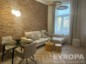 Pronájem bytu 2+kk, Praha - Vinohrady, U Zvonařky, 55 m2