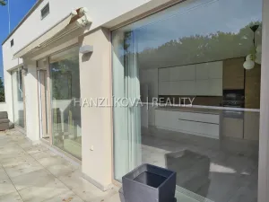 Pronájem bytu 3+kk, Hluboká nad Vltavou, U Parku, 104 m2