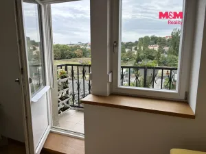 Pronájem bytu 1+kk, Praha - Smíchov, Strakonická, 31 m2