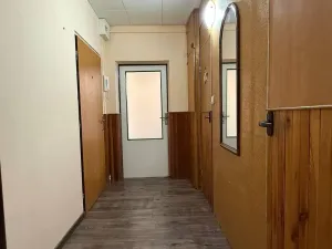 Prodej bytu 3+1, Praha - Prosek, Novoborská, 53 m2