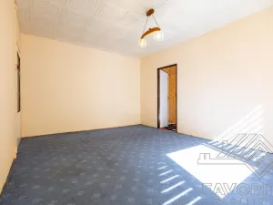 Prodej bytu 3+1, Praha - Prosek, Novoborská, 53 m2
