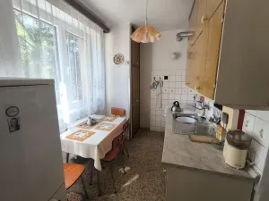Pronájem bytu 3+1, Hradec Králové - Slezské Předměstí, Sládkova, 63 m2