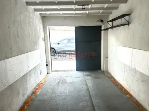 Pronájem garáže, Ostrava, 19 m2