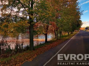 Prodej pozemku pro bydlení, Dlouhá Lhota, 1300 m2