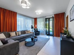 Prodej rodinného domu, Praha - Dejvice, V Šáreckém údolí, 348 m2