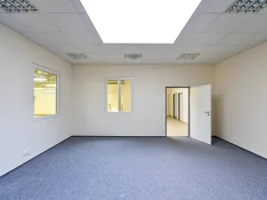 Pronájem skladu, Praha - Horní Počernice, 1395 m2
