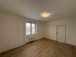 Pronájem bytu 3+1, České Budějovice - České Budějovice 7, J. Buděšínského, 66 m2