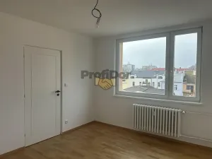 Pronájem bytu 3+1, Valašské Meziříčí, Tolstého, 73 m2