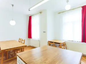 Pronájem bytu 2+1, Praha - Žižkov, Škroupovo náměstí, 78 m2