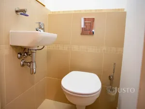 Pronájem bytu 2+1, Praha - Žižkov, Škroupovo náměstí, 78 m2