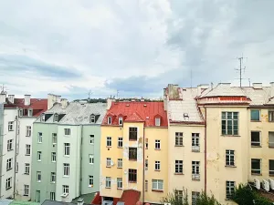 Prodej bytu 2+1, Karlovy Vary, Jaltská, 51 m2