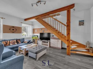 Prodej rodinného domu, Doksy, náměstí Republiky, 470 m2