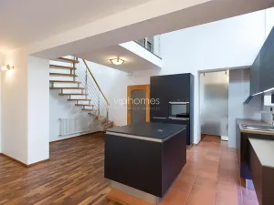 Prodej vily, Praha - Stodůlky, Za Mototechnou, 210 m2