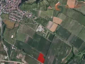 Prodej pole, Mikulov, Nová, 129352 m2