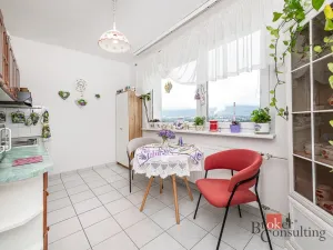 Prodej bytu 3+1, Liberec - Liberec VI-Rochlice, Sametová, 75 m2